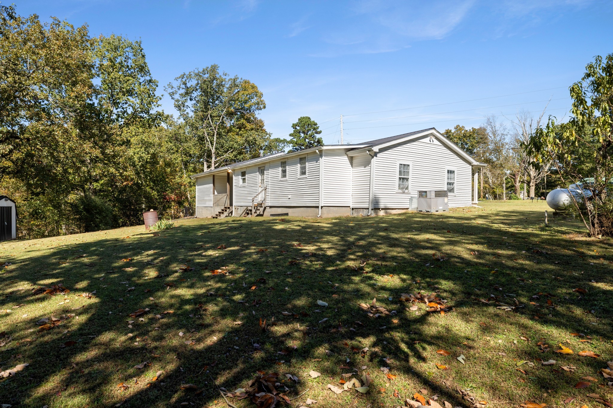 6204 Highway 230 Lyles TN 37098