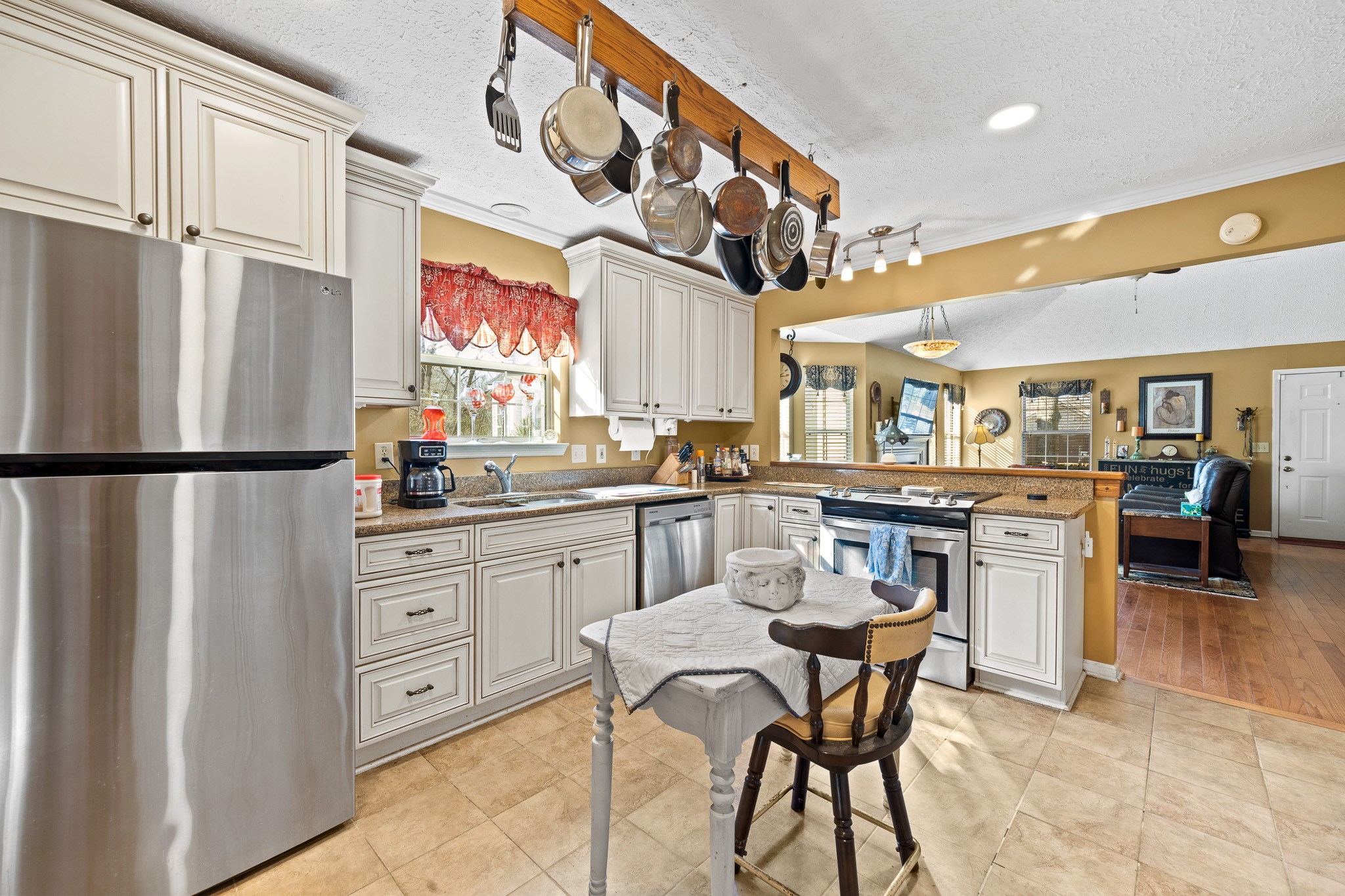 689 Granwood Blvd, W Old Hickory TN 37138