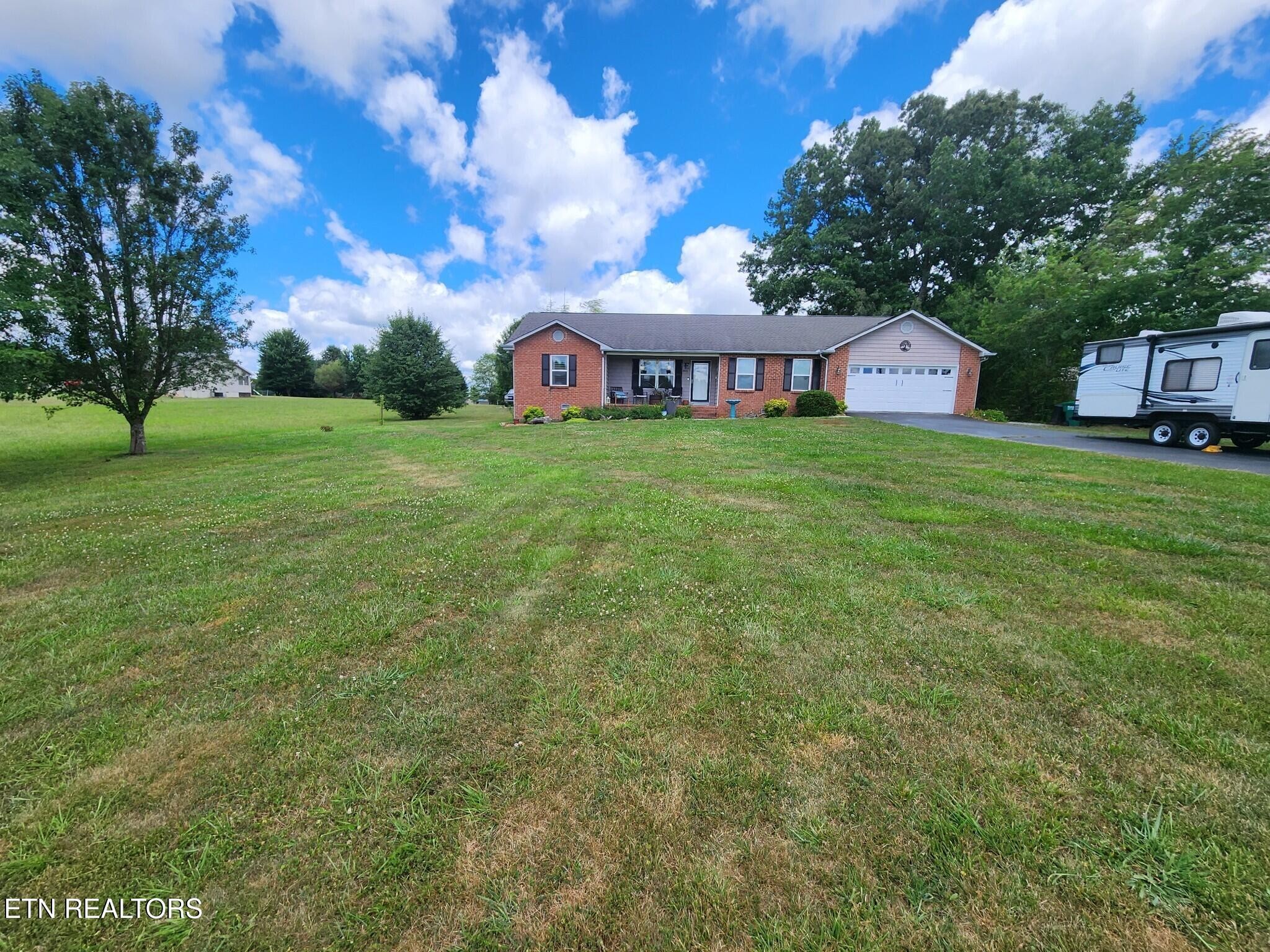 2426 Bowman Loop Crossville TN 38571
