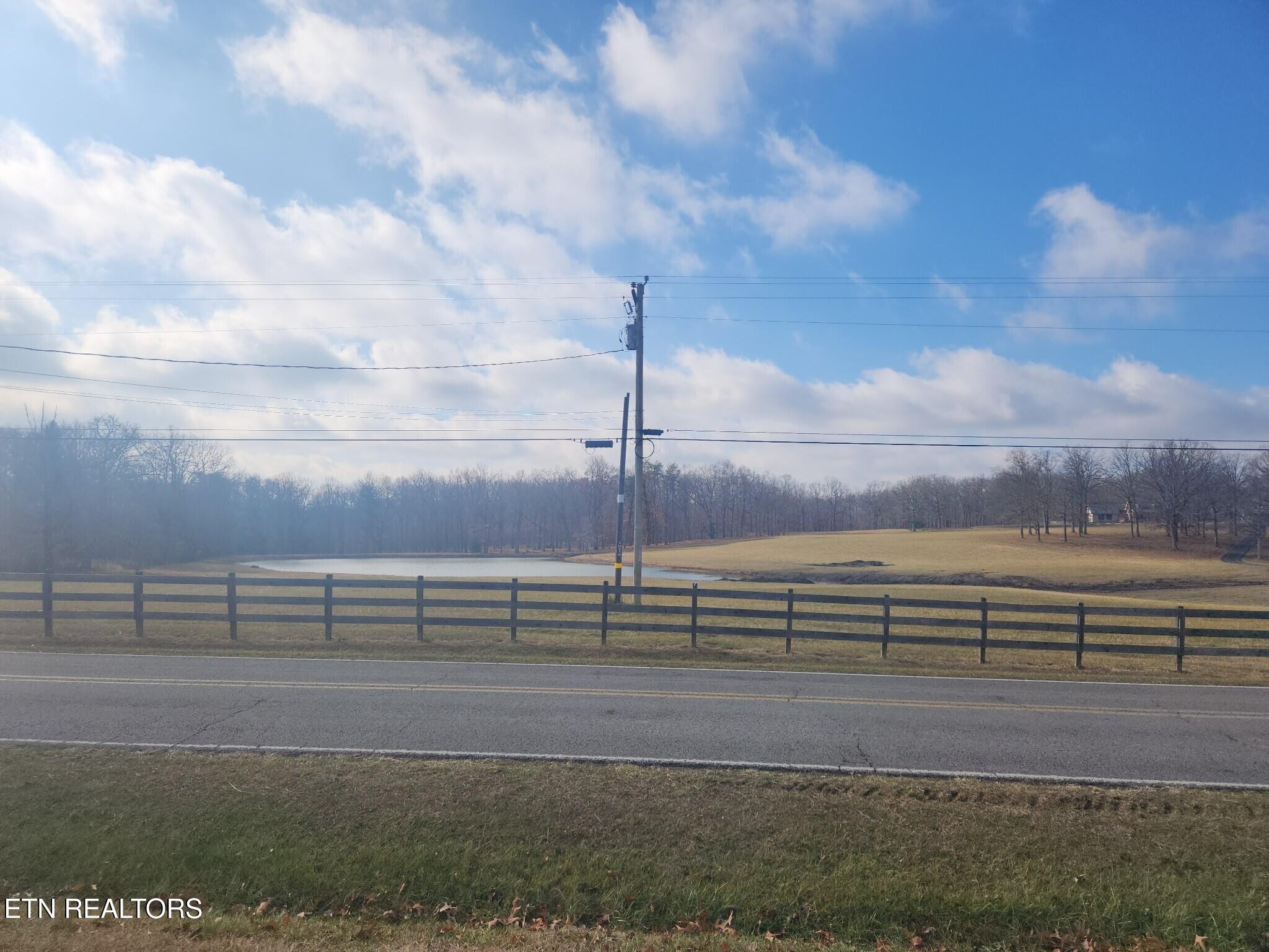 2426 Bowman Loop Crossville TN 38571