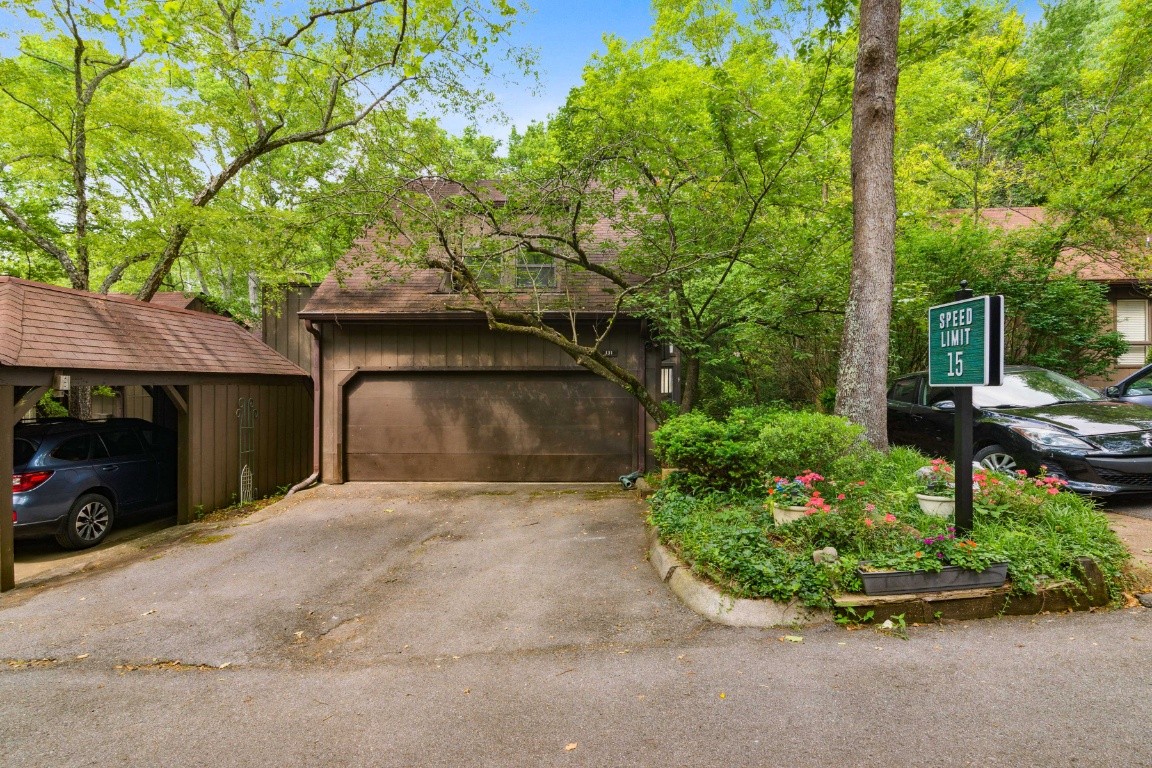 131 Holly Forest Nashville TN 37221