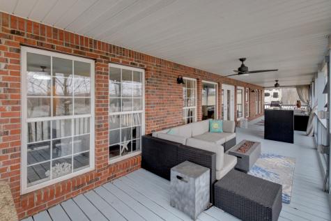 194 Lakeshore Circle Bumpus Mills TN 37028