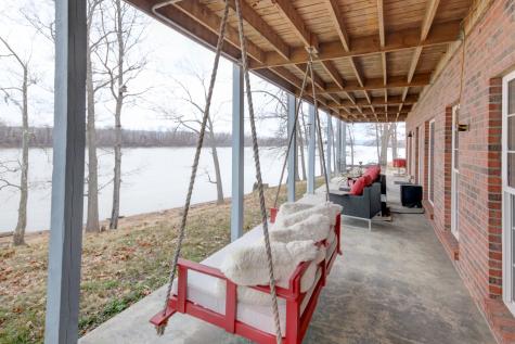194 Lakeshore Circle Bumpus Mills TN 37028