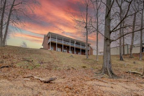 194 Lakeshore Circle Bumpus Mills TN 37028