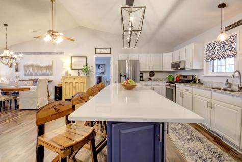194 Lakeshore Circle Bumpus Mills TN 37028