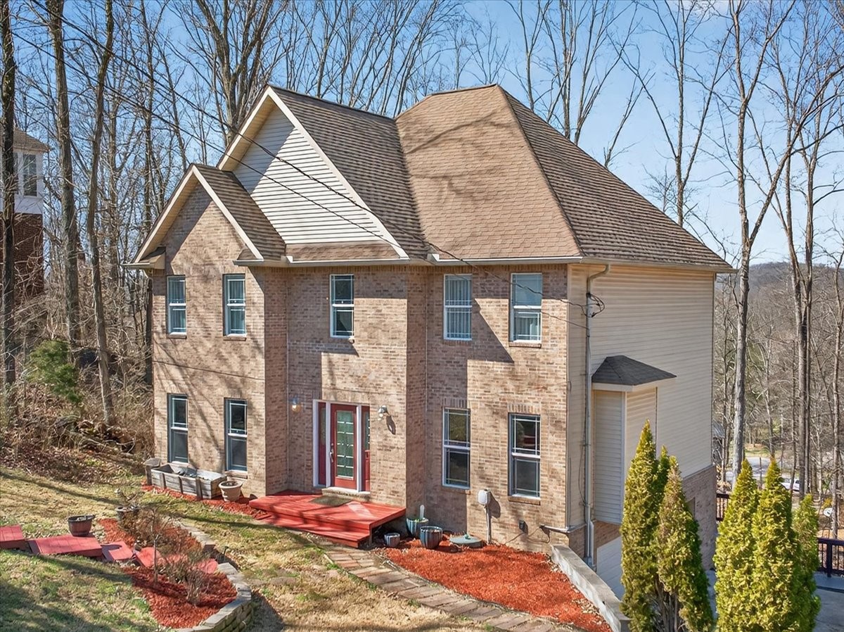 110 S High Ridge Drive Goodlettsville TN 37072