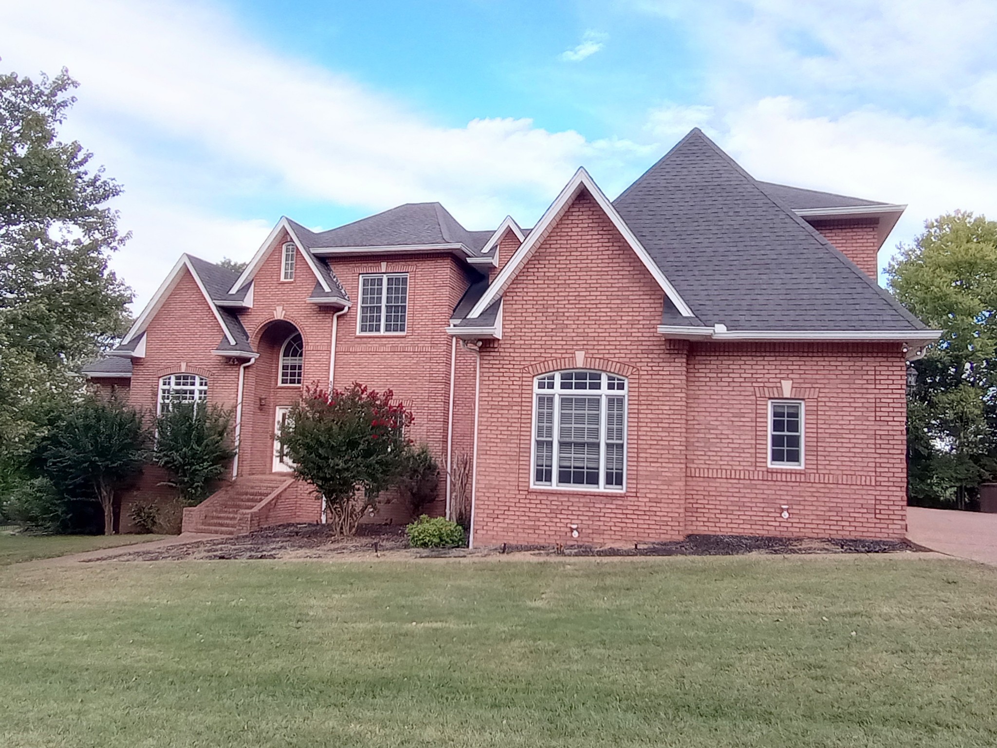 521 Derby Downs Lebanon TN 37087