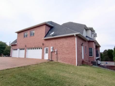 521 Derby Downs Lebanon TN 37087