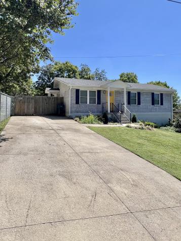 207 N Cedar Lane Pulaski TN 38478