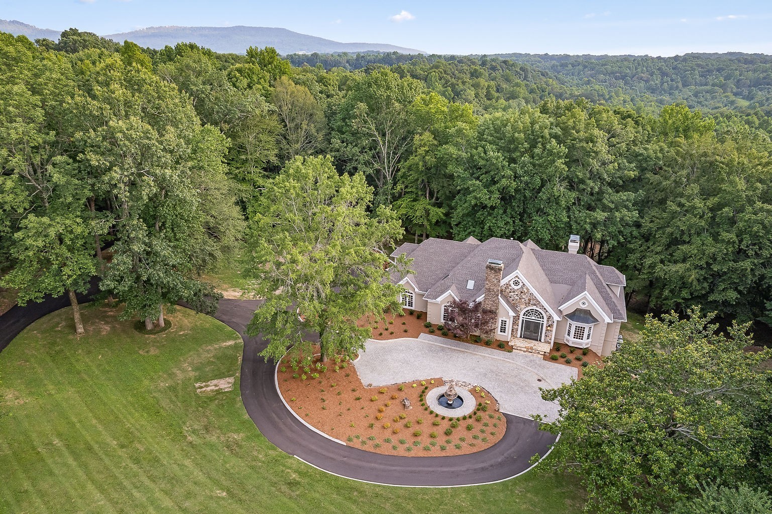 250 W Laurel Avenue Mcminnville TN 37110