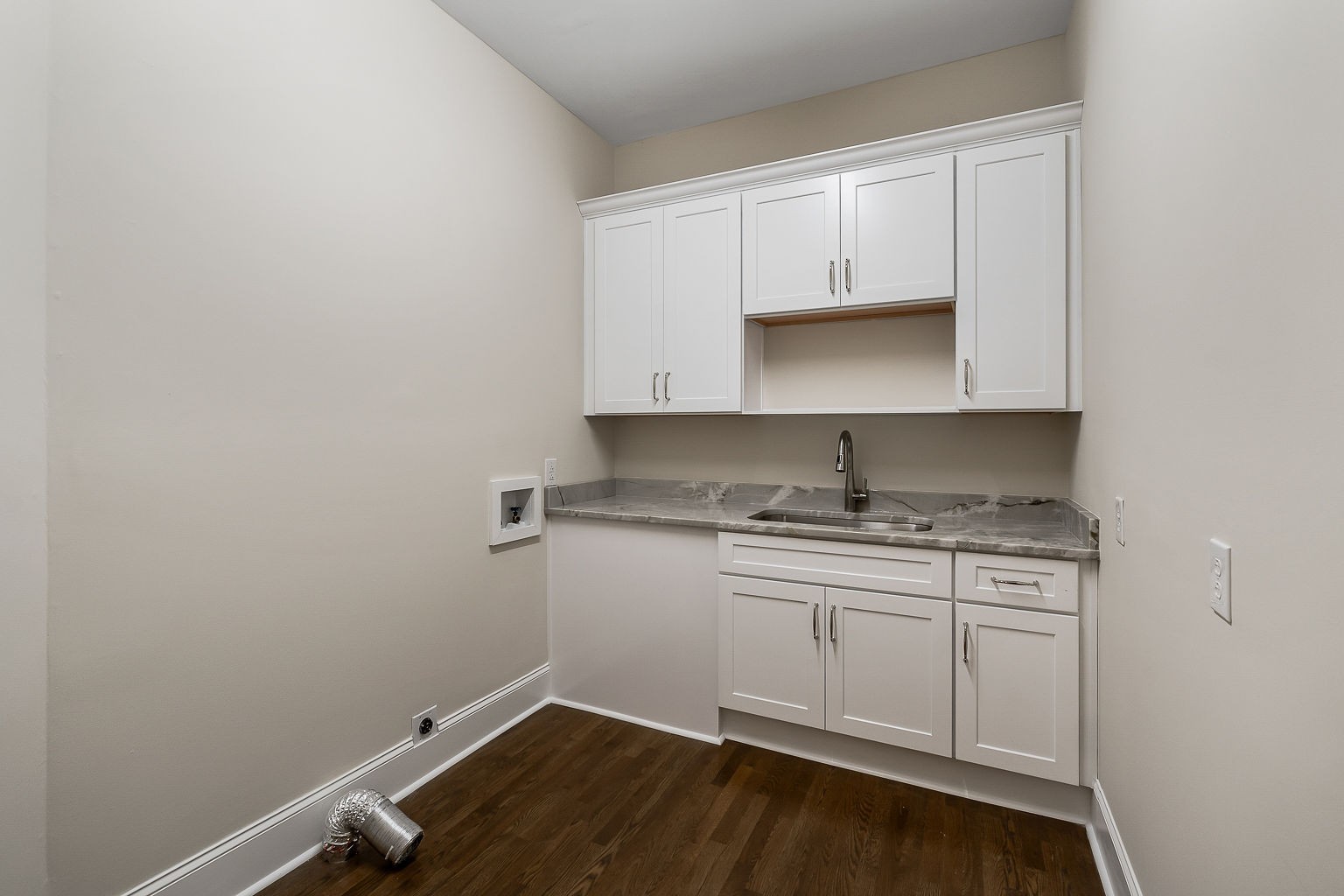 250 W Laurel Avenue Mcminnville TN 37110