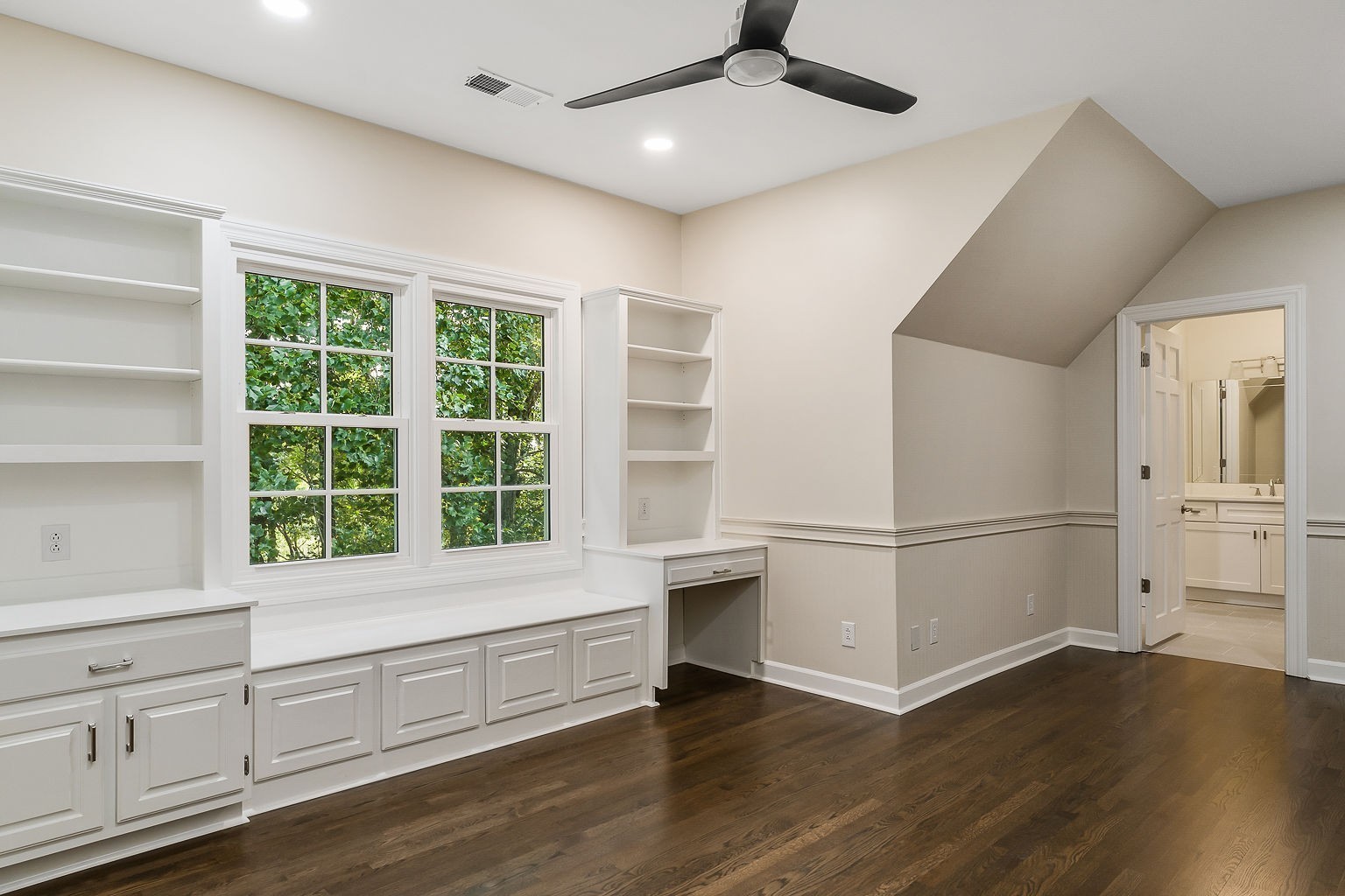 250 W Laurel Avenue Mcminnville TN 37110