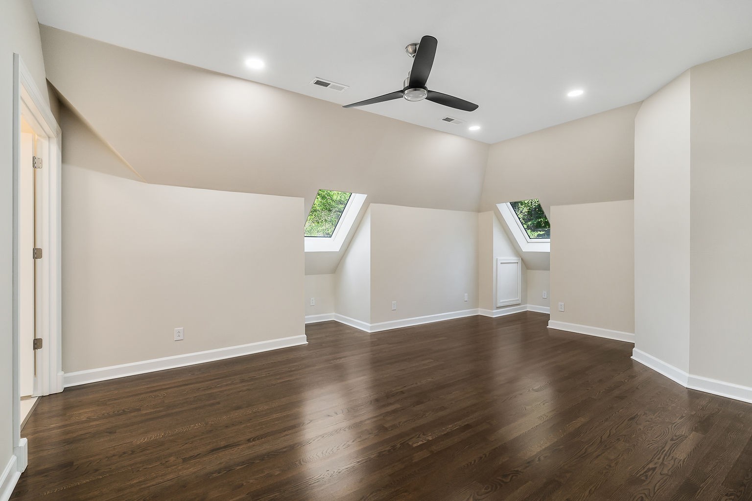 250 W Laurel Avenue Mcminnville TN 37110