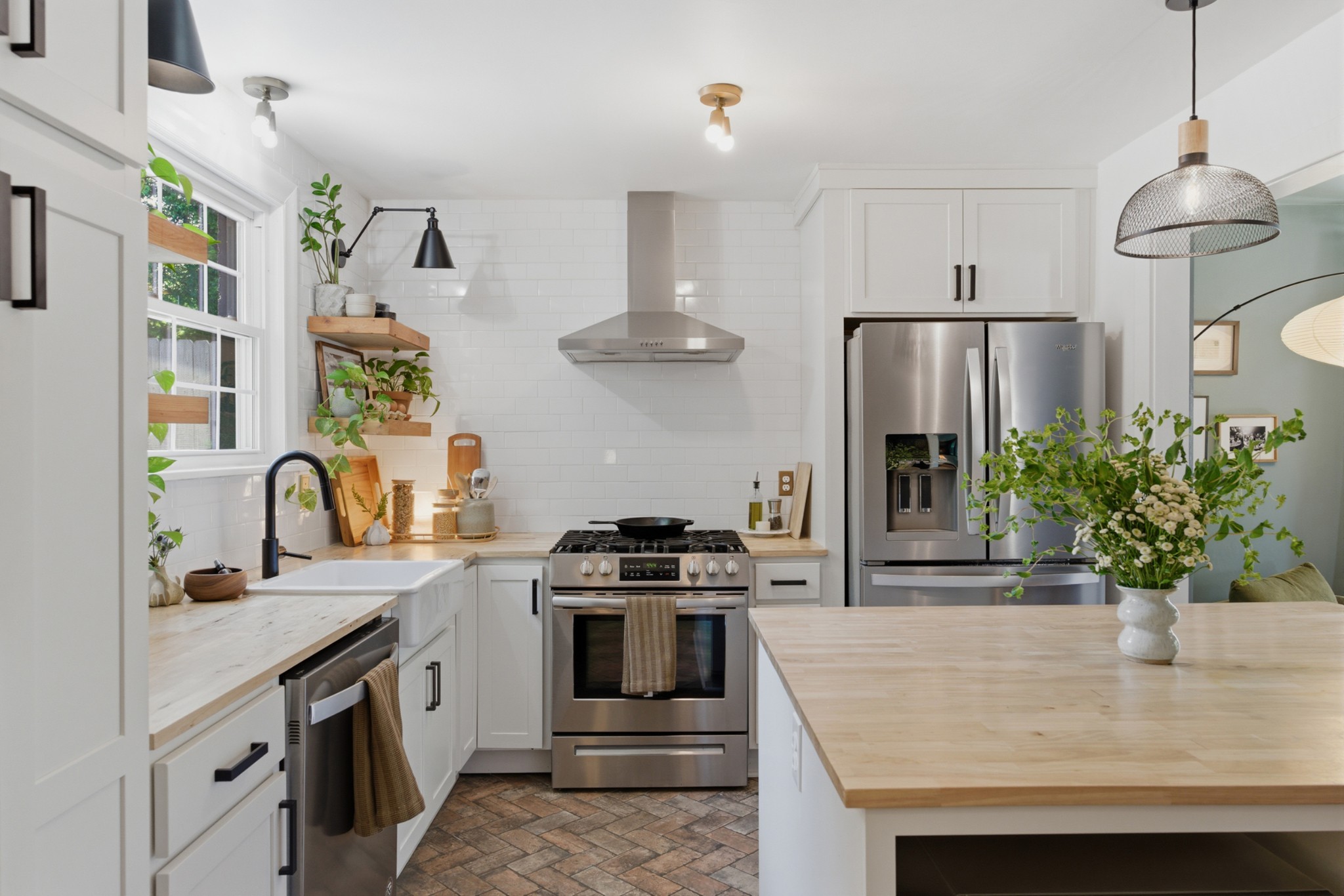 1311 Ardee Avenue Nashville TN 37216