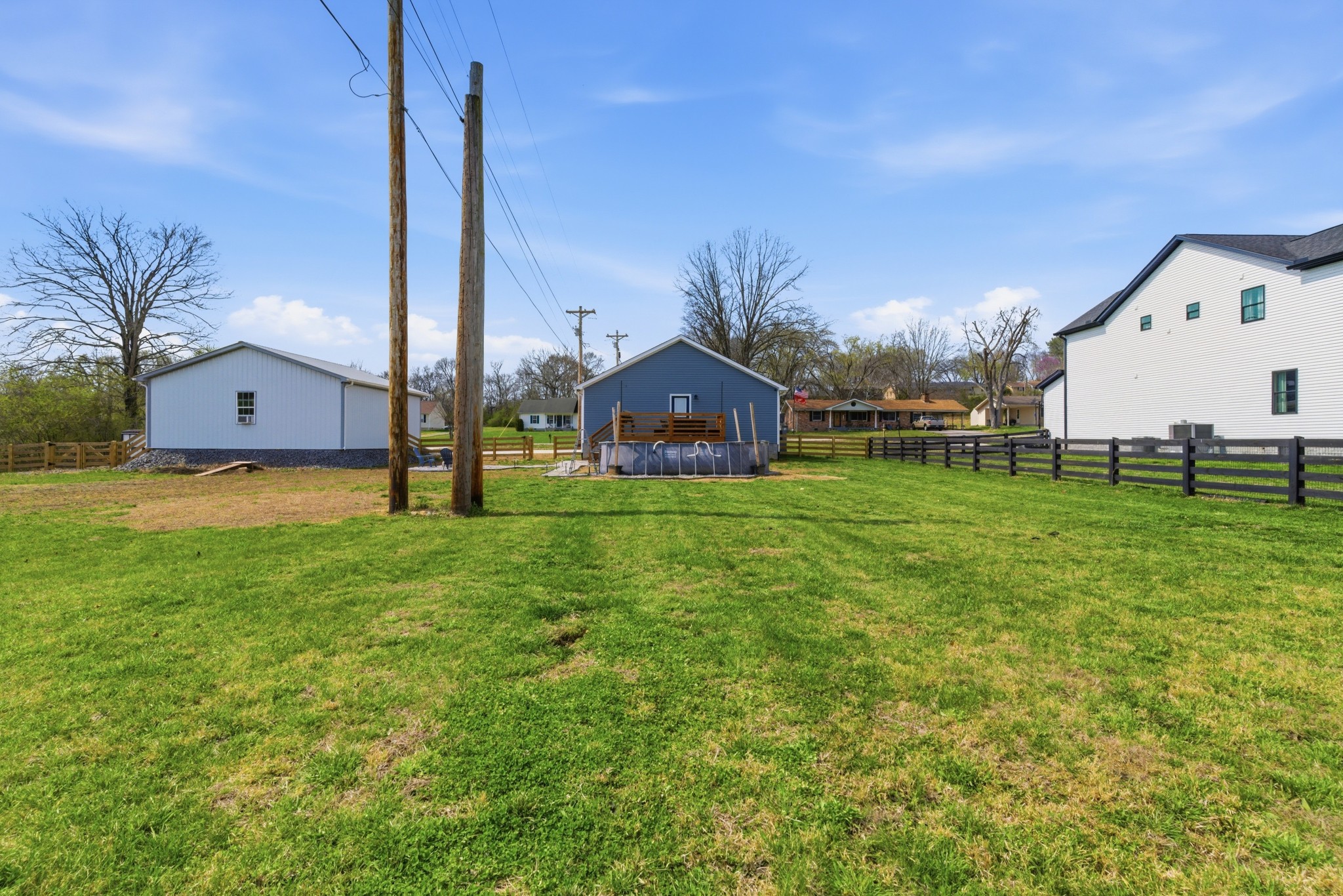 221 Western Avenue Hartsville TN 37074