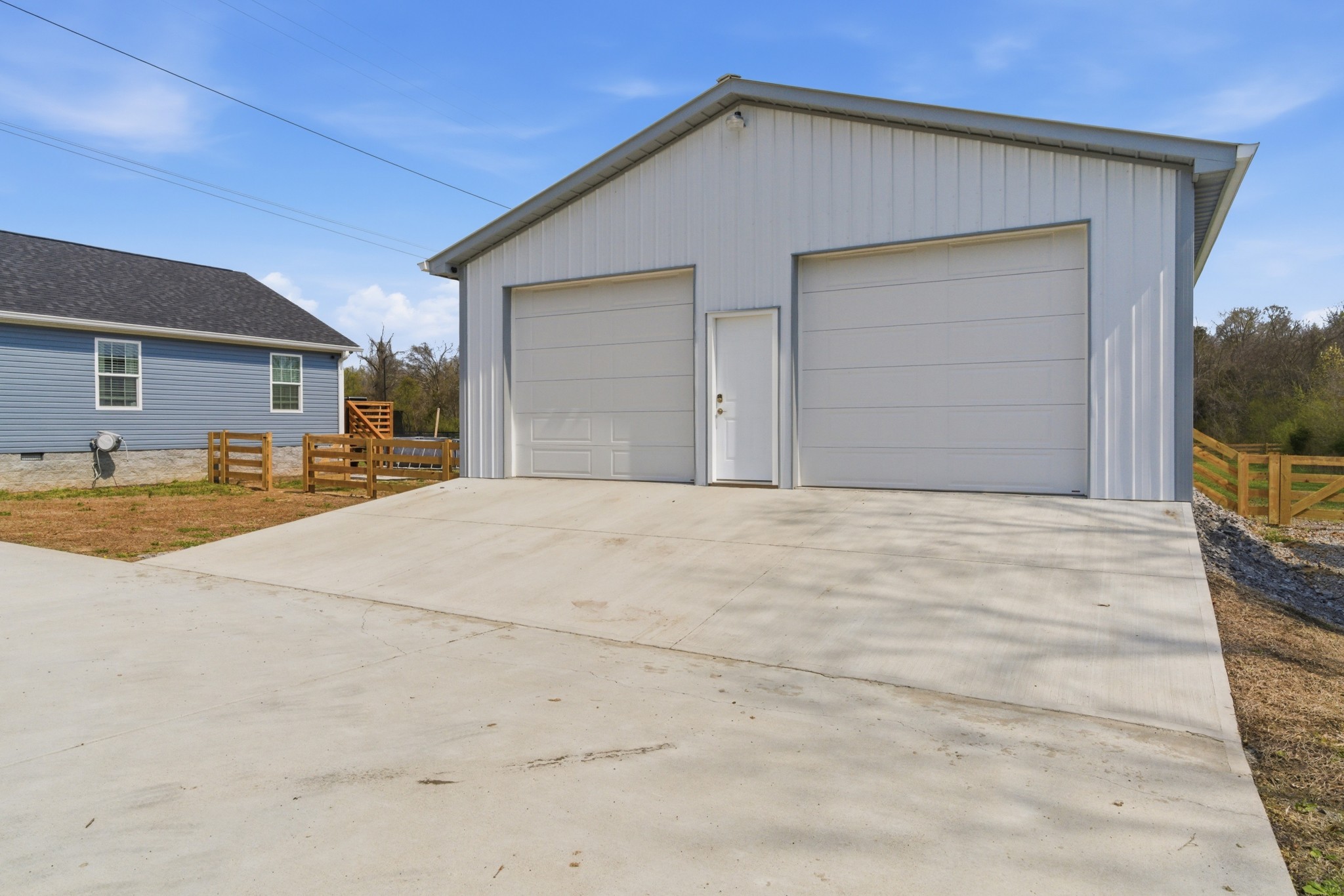 221 Western Avenue Hartsville TN 37074