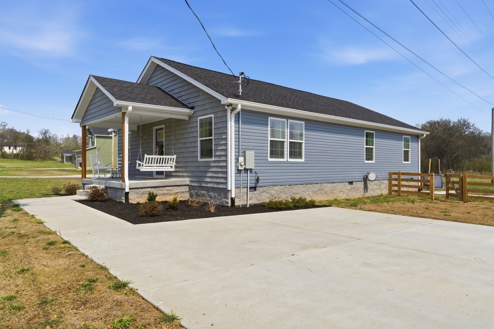 221 Western Avenue Hartsville TN 37074