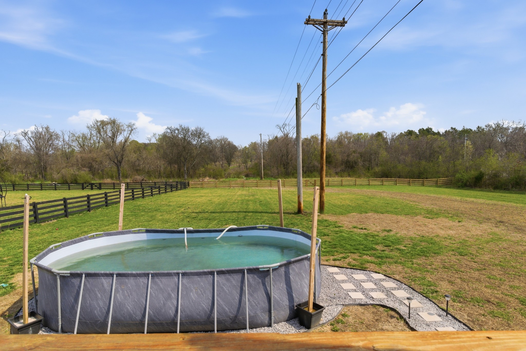 221 Western Avenue Hartsville TN 37074