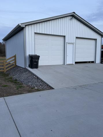 221 Western Avenue Hartsville TN 37074