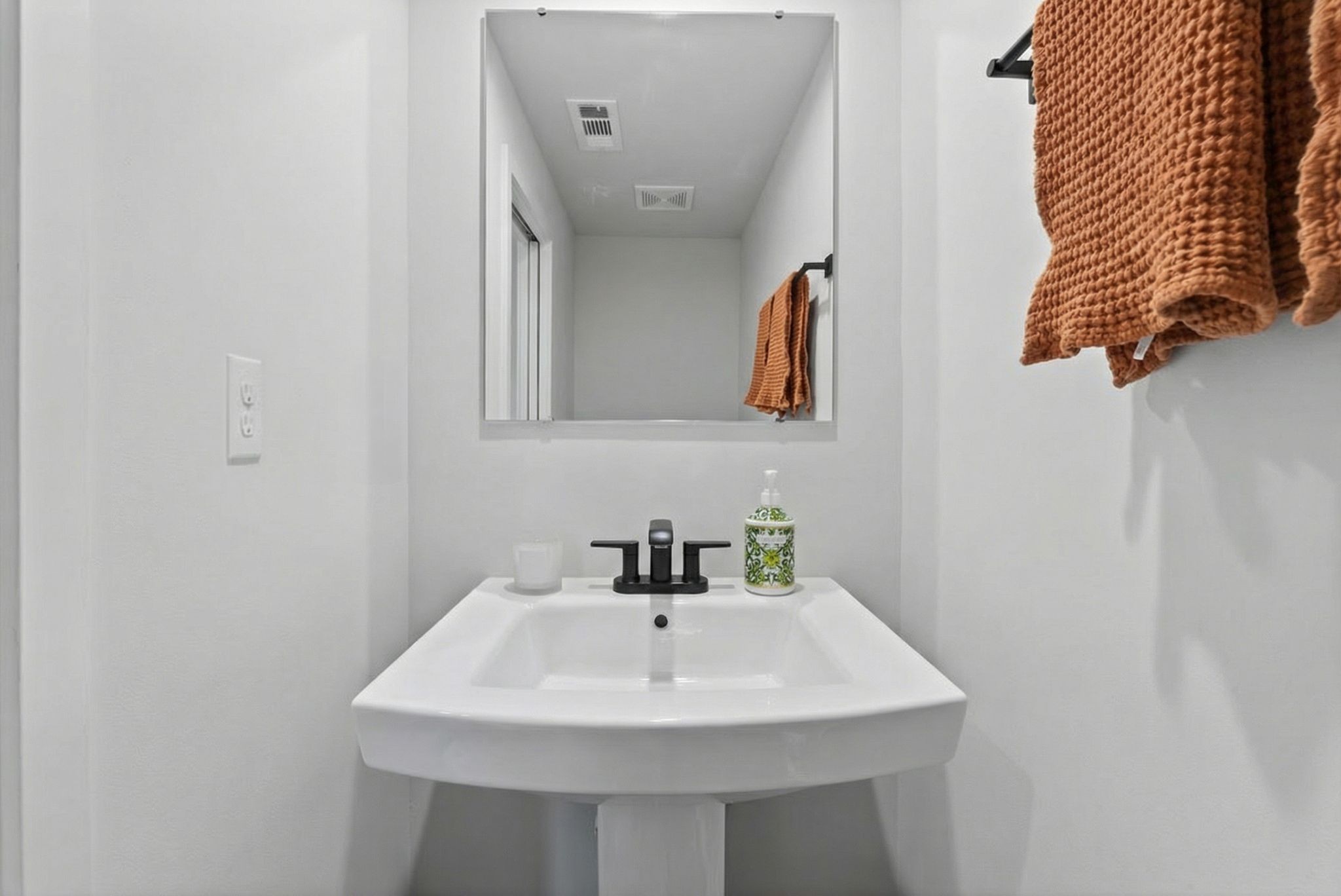 1801 Goldsberry Street Columbia TN 38401