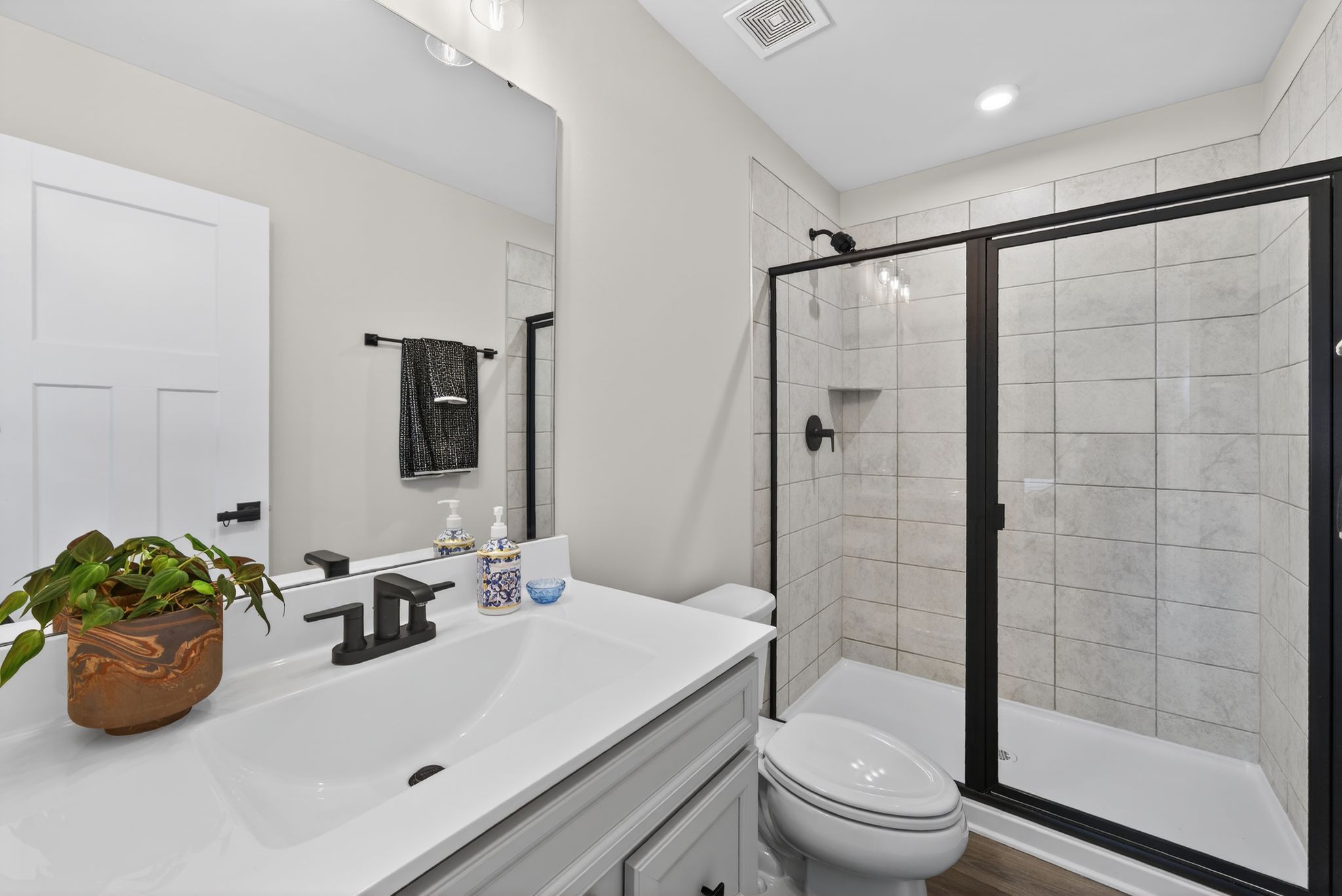 1801 Goldsberry Street Columbia TN 38401