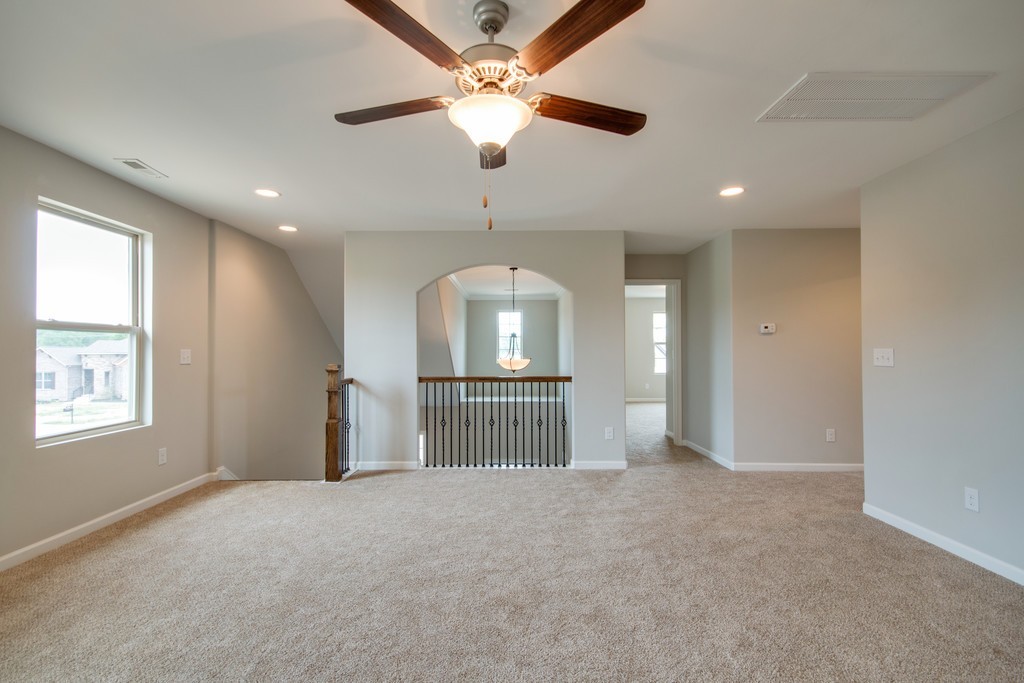 938 Hunters Lane Springfield TN 37172