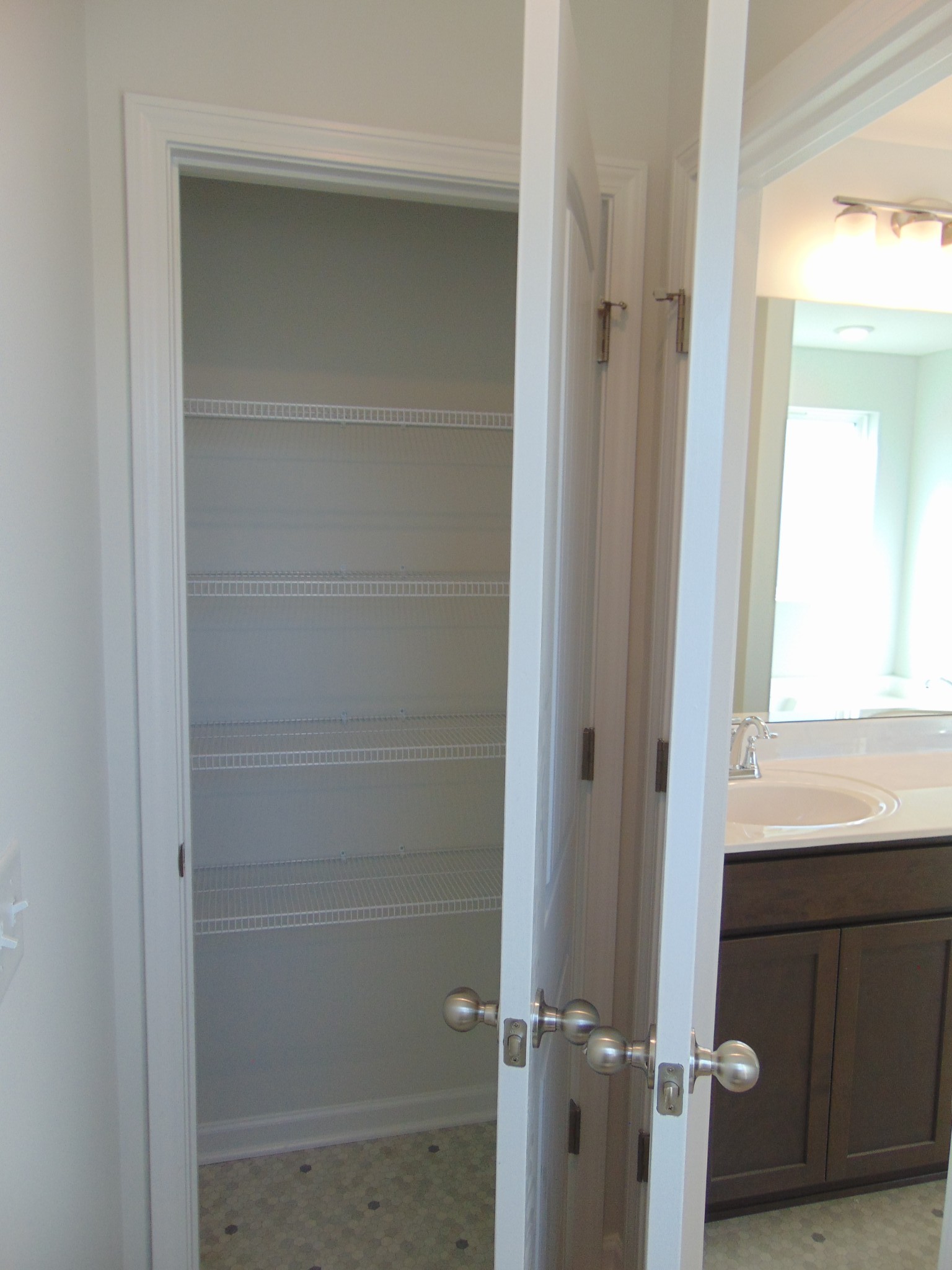 283 Spring La Vergne TN 37086
