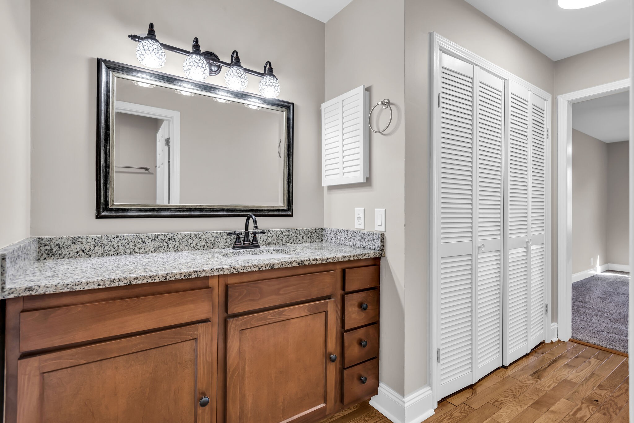 217 Westfield Drive Nashville TN 37221