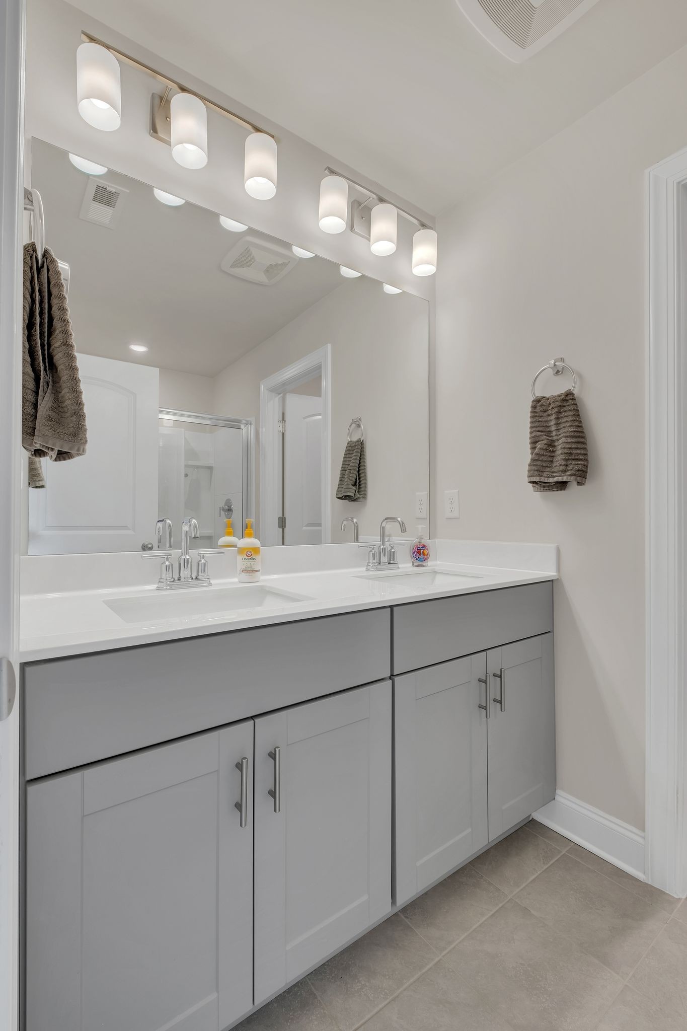 1736 Tahoma Drive Lebanon TN 37087