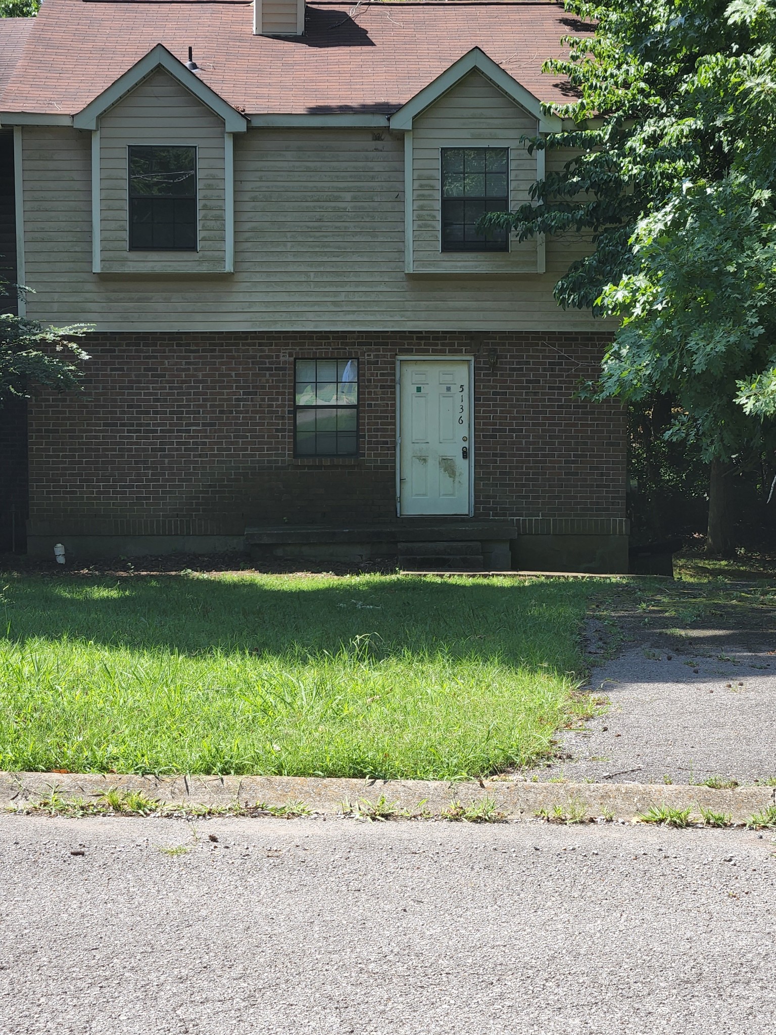 5136 Hunters Point Lane Hermitage TN 37076