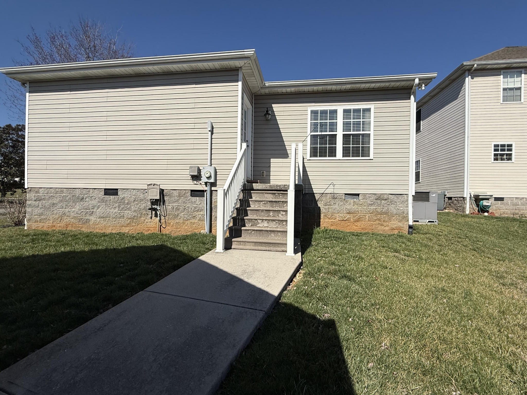702 Stratford Avenue Sweetwater TN 37874