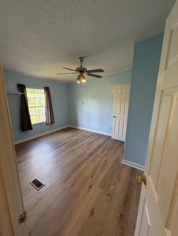 1791 W Valley Road Whitwell TN 37397