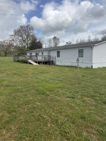 1791 W Valley Road Whitwell TN 37397