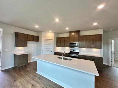 1045 Stoney Brook Pvt Bend Gallatin TN 37066