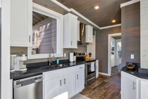 19 Lillypad Lane Tracy City TN 37387