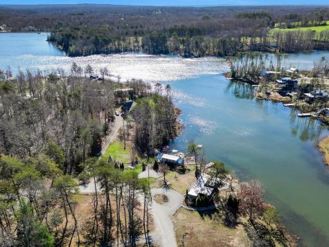 19 Lillypad Lane Tracy City TN 37387