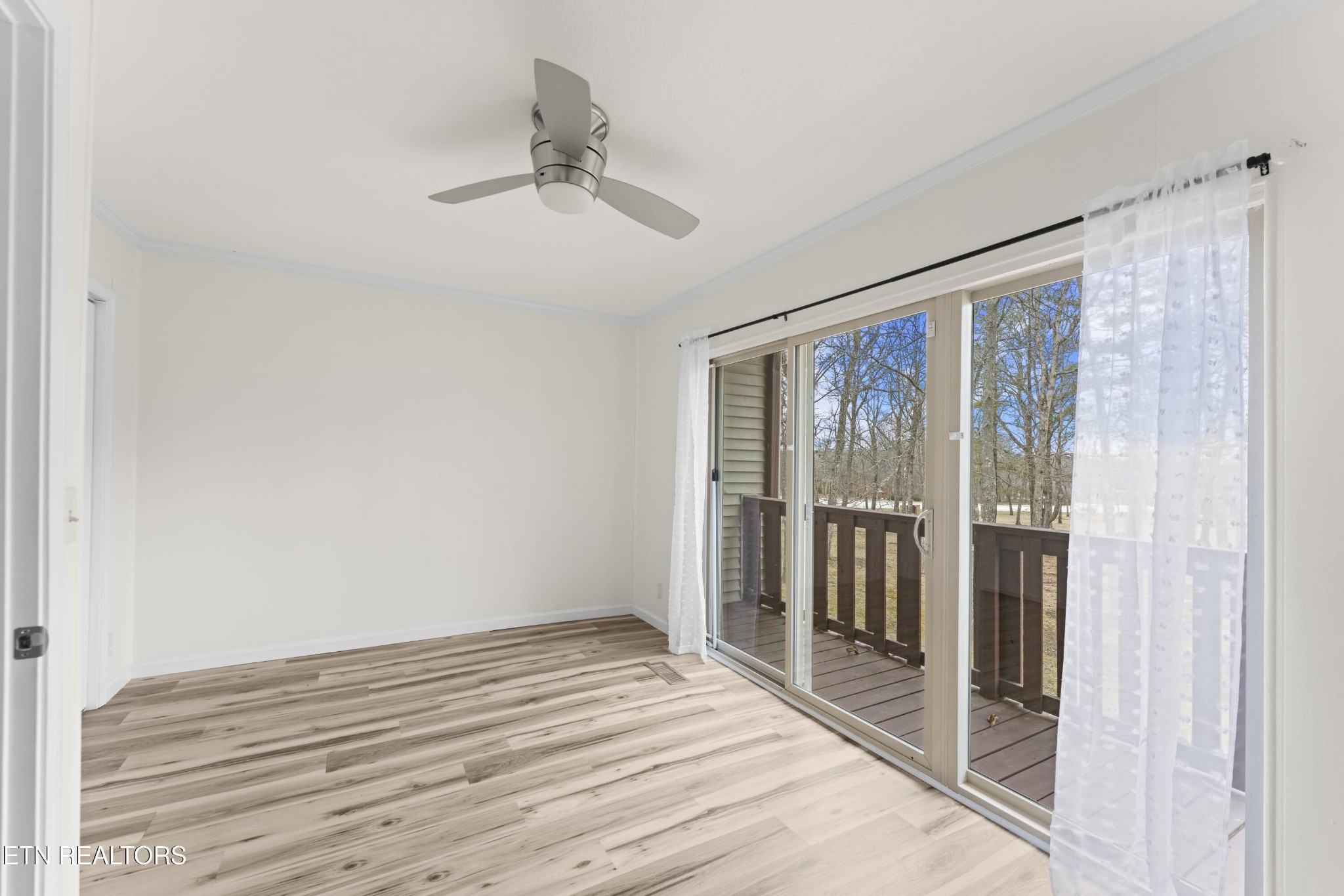 45 Wilshire Heights Drive Crossville TN 38558