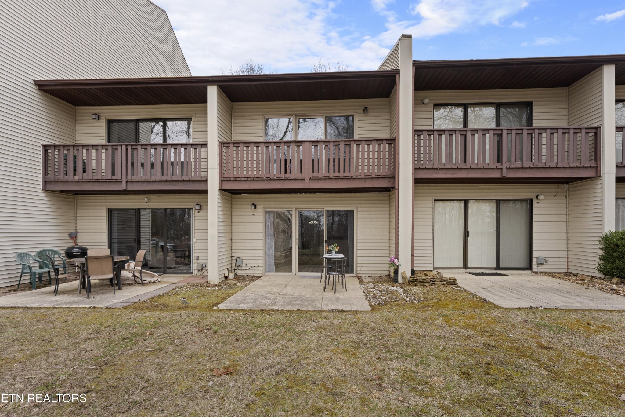 45 Wilshire Heights Drive Crossville TN 38558