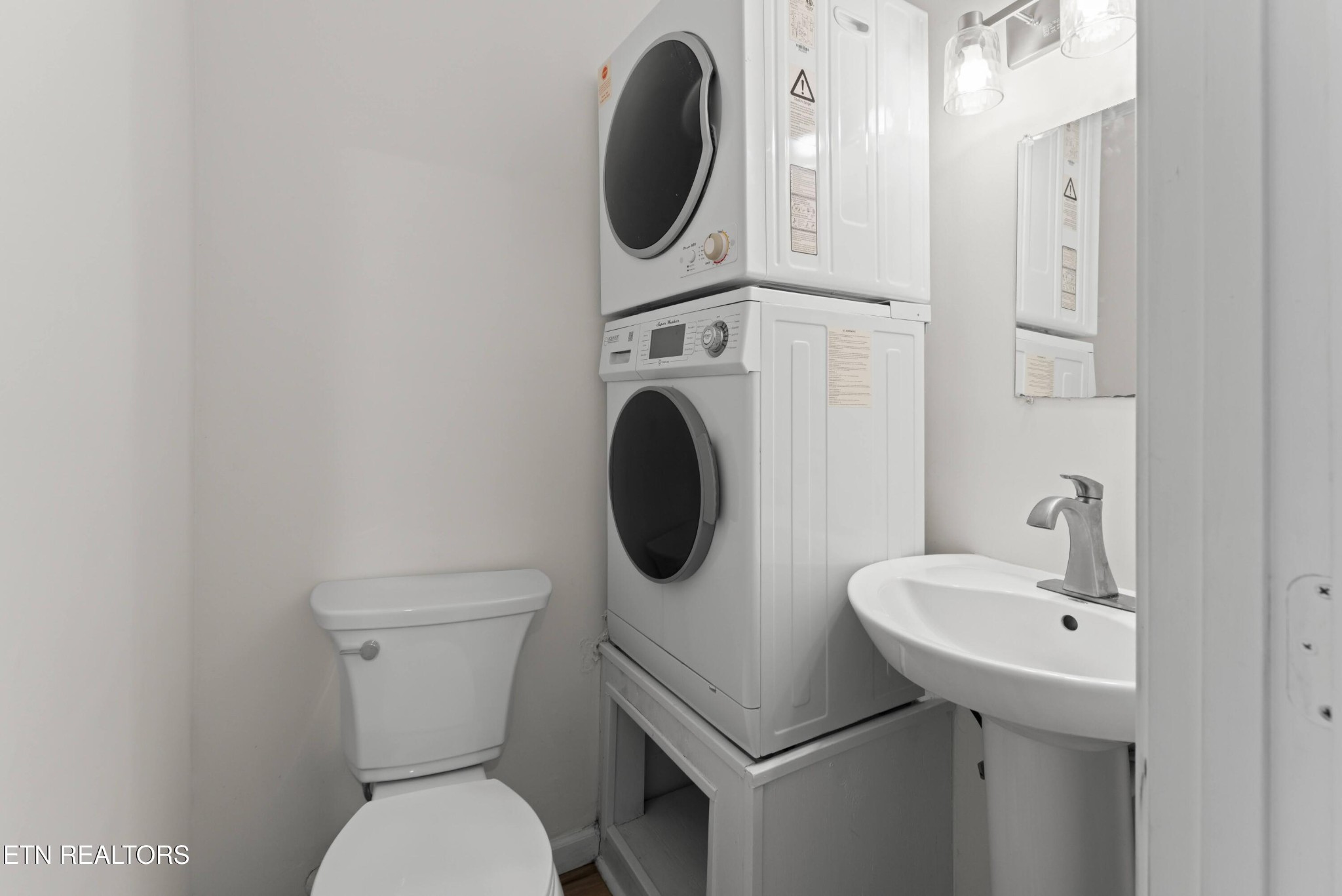 45 Wilshire Heights Drive Crossville TN 38558