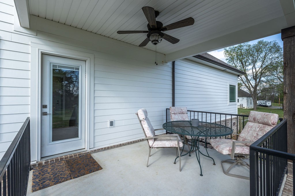 1331 Highway 64 W, W Shelbyville TN 37160