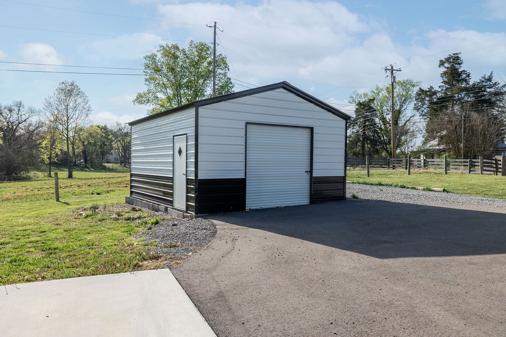 1331 Highway 64 W, W Shelbyville TN 37160