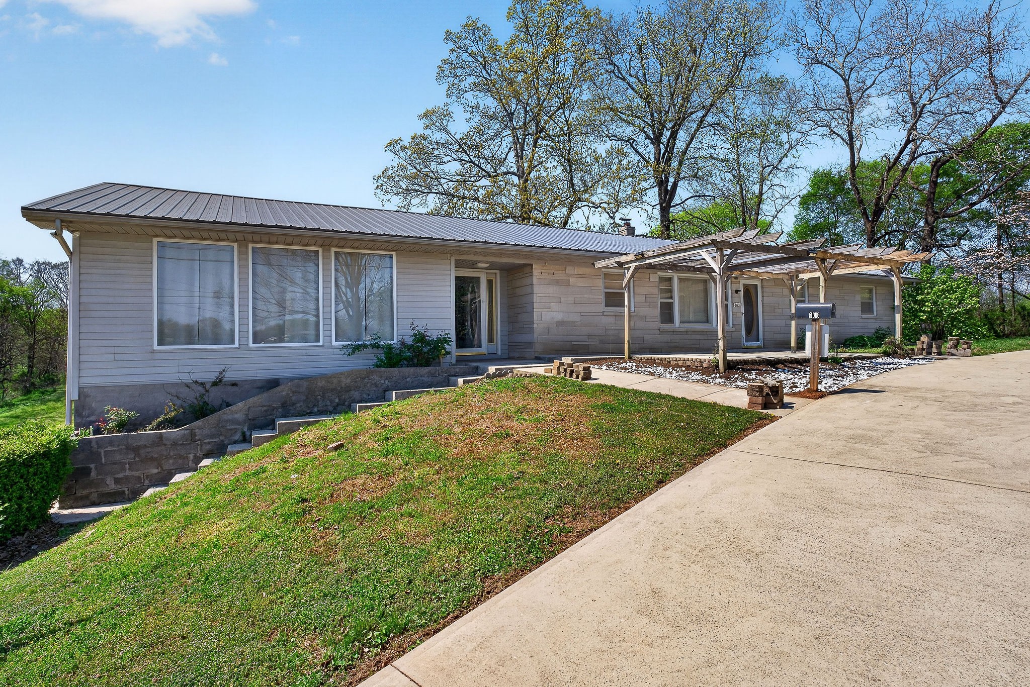 463 Franks Ferry Road Sparta TN 38583