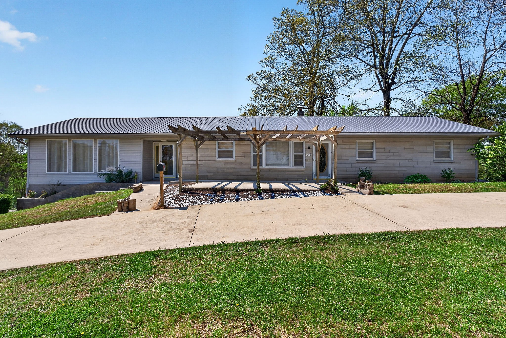 463 Franks Ferry Road Sparta TN 38583