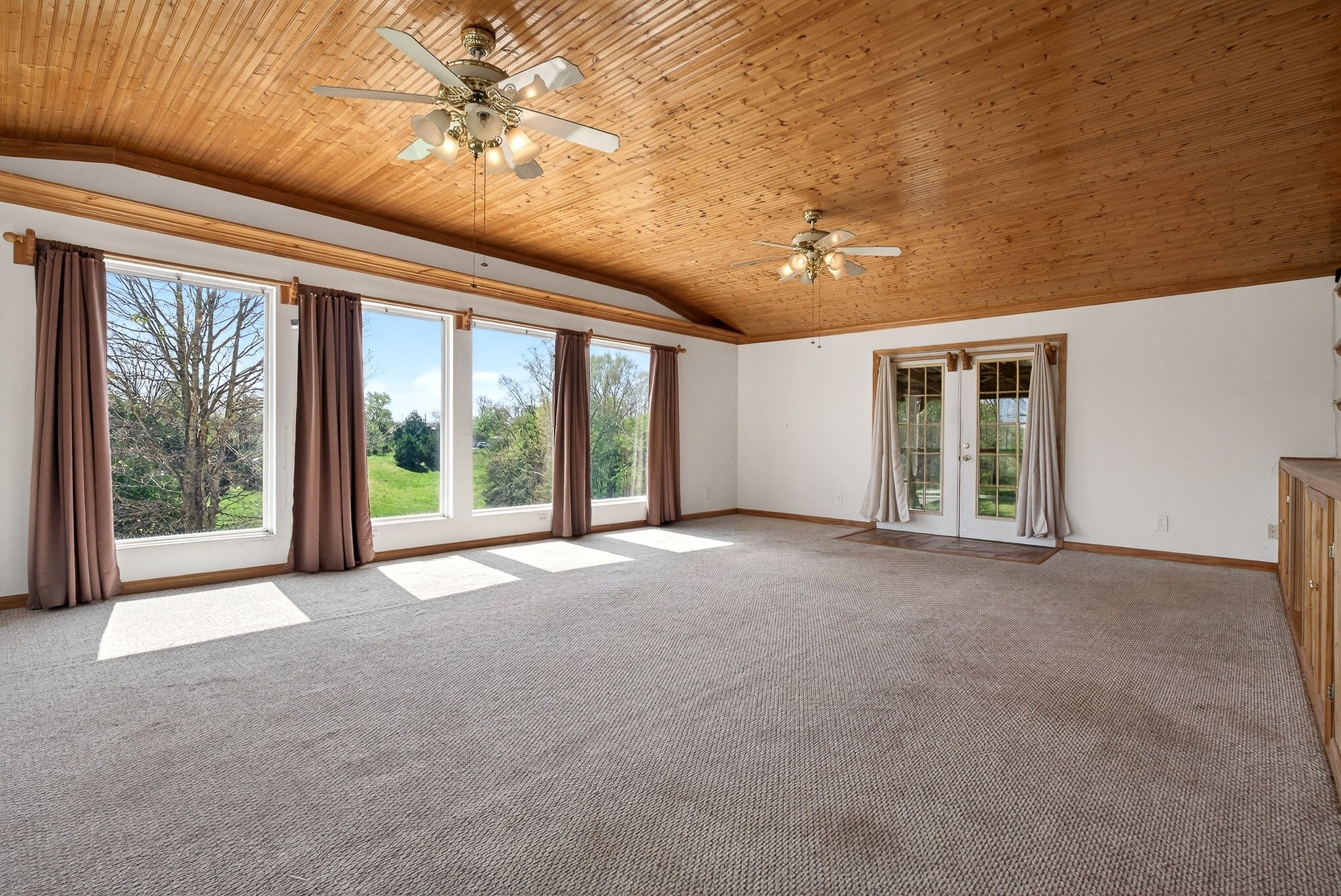 463 Franks Ferry Road Sparta TN 38583