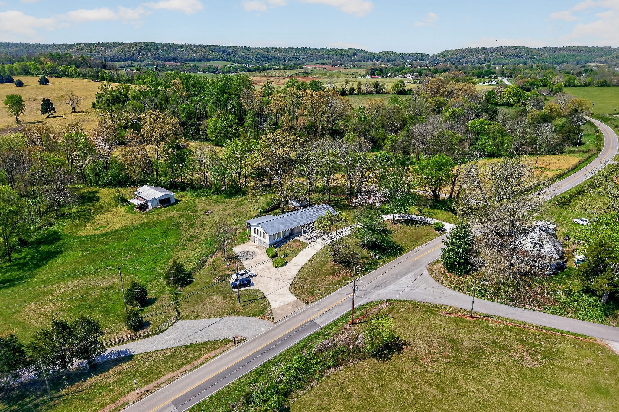 463 Franks Ferry Road Sparta TN 38583