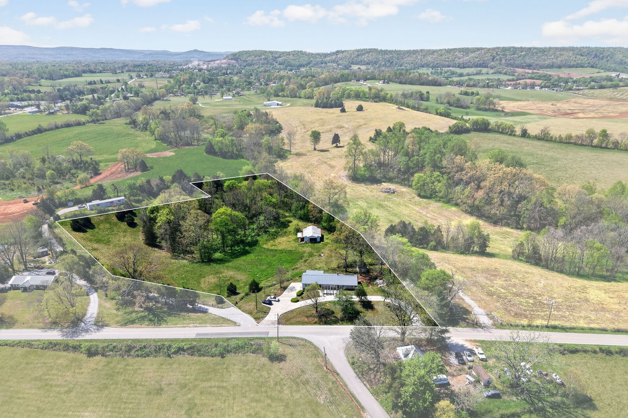 463 Franks Ferry Road Sparta TN 38583
