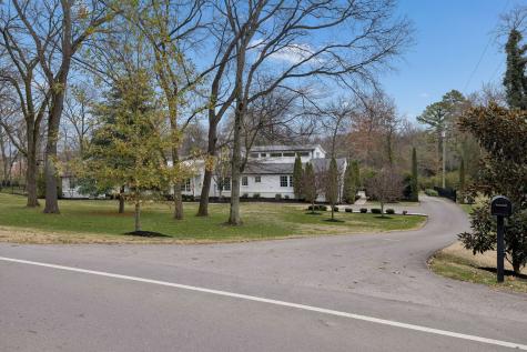 3900 Crestridge Drive Nashville TN 37204
