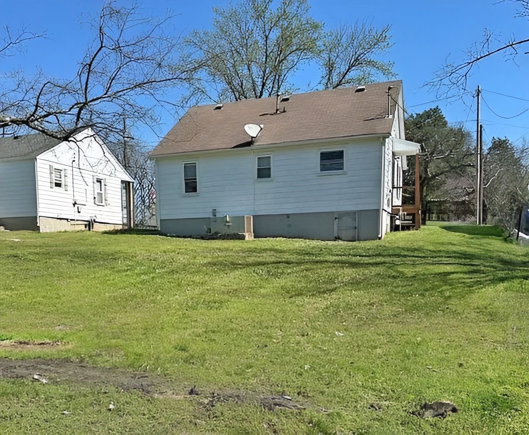 105 Bowden Street Russellville KY 42276
