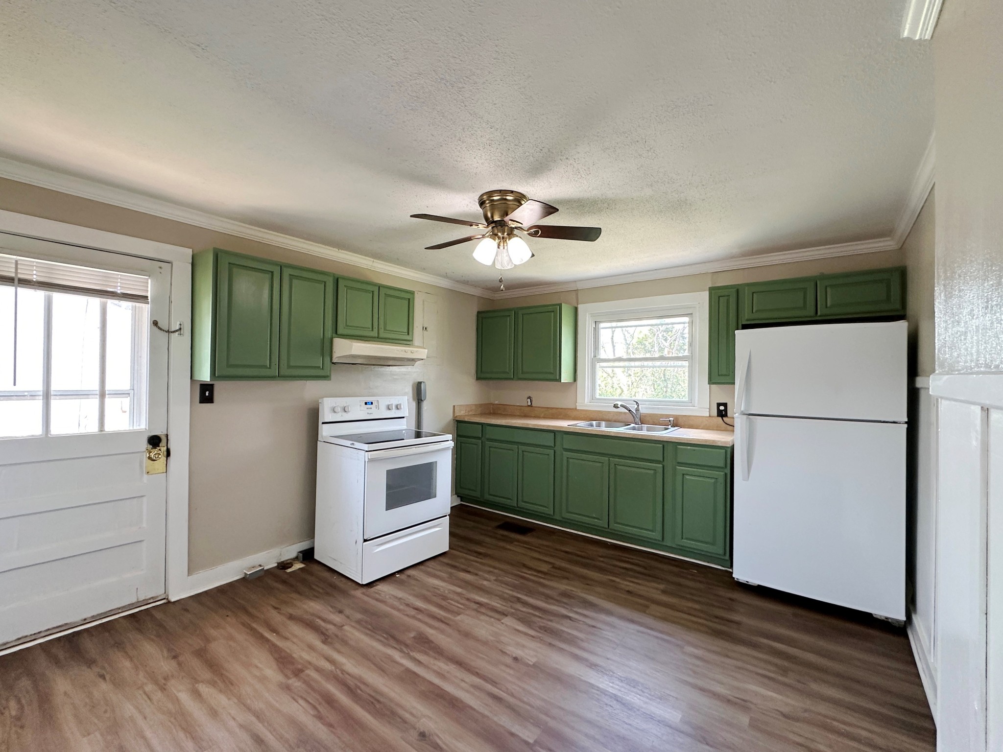 105 Bowden Street Russellville KY 42276