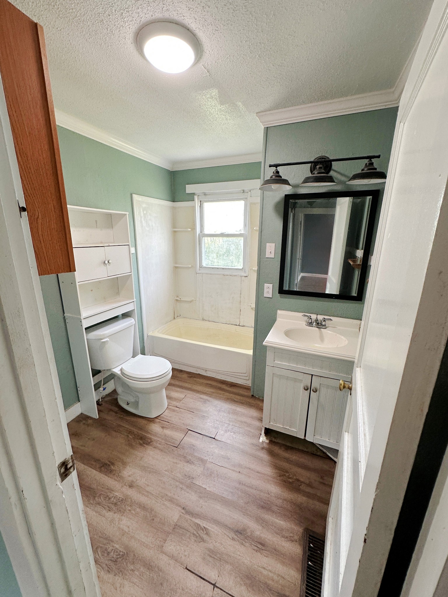 105 Bowden Street Russellville KY 42276
